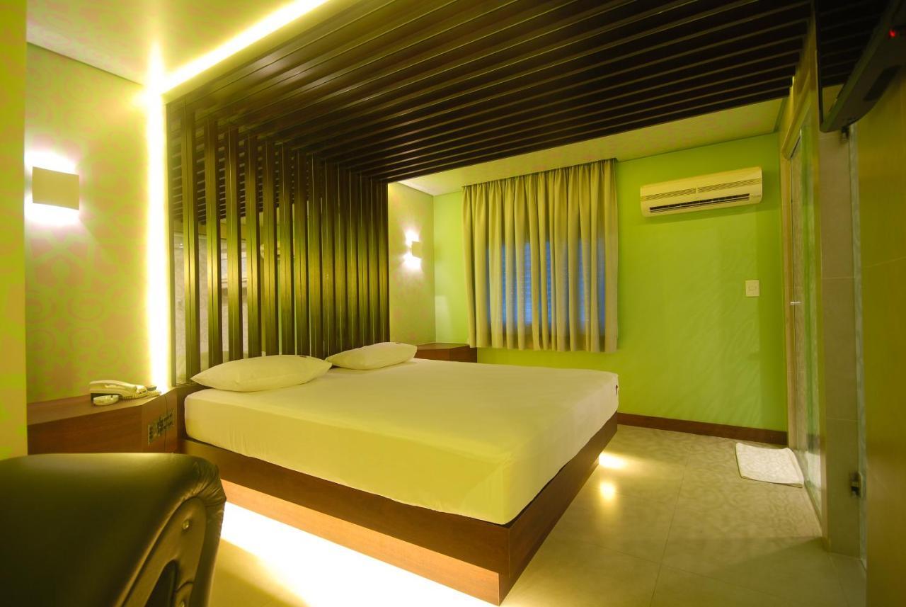 Motel Classe A (Adults Only) Sao Paulo Exterior photo